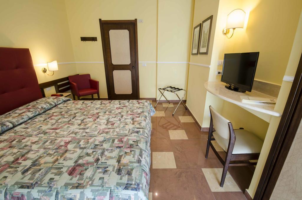 Hotel Tarconte 타르퀴니아 외부 사진